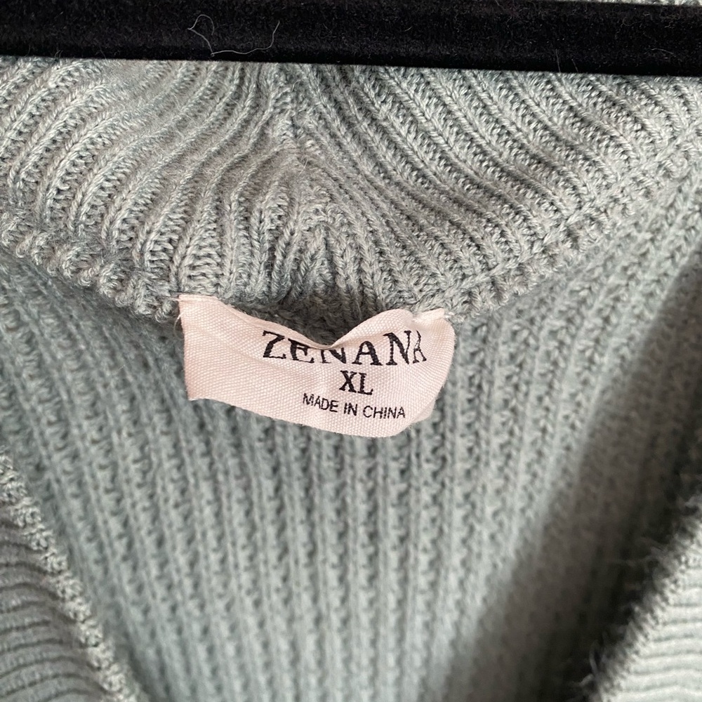 Zenana Outfitters Women’s Off the Shoulder Green/Blue V-Neck Sweater - Picture 3 of 4